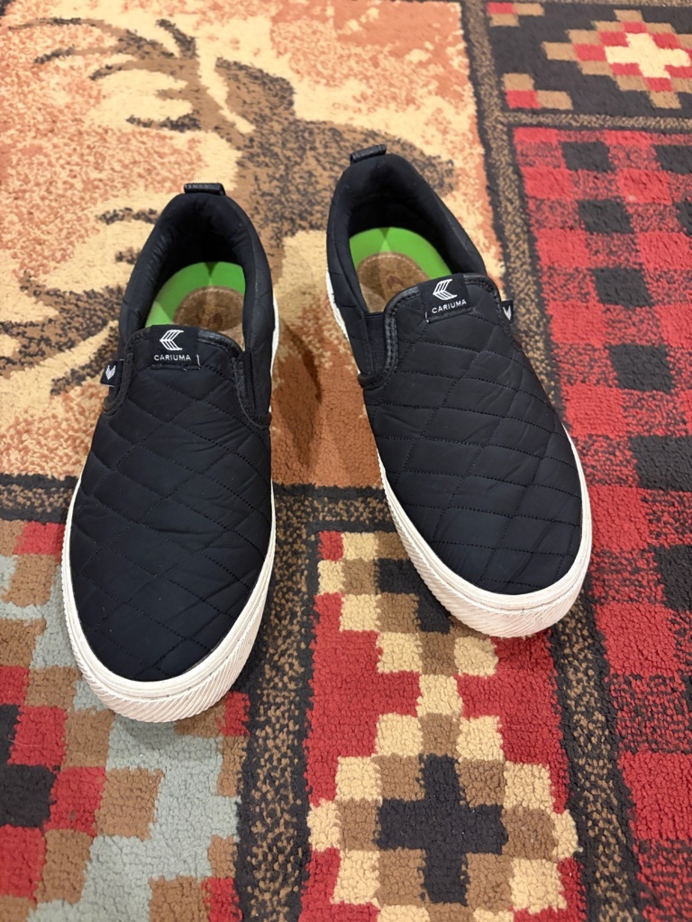 Women’s Cariuma shoes